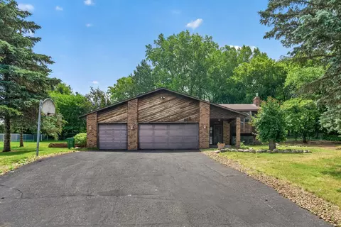 888 Nina Ct, Mendota Heights, MN 55118