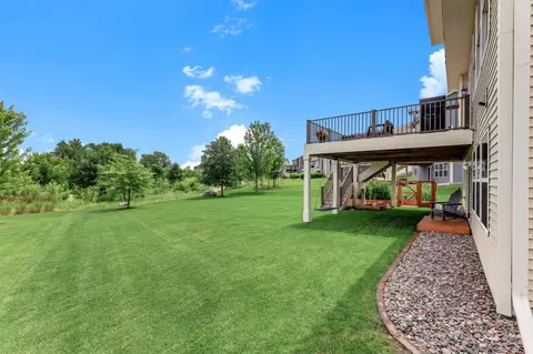 2232 Sorrel Ct, Victoria, MN 55386