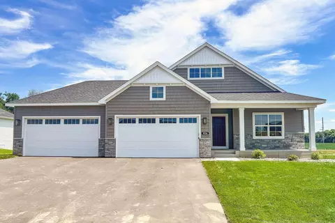 924 Yellowcrest St SW, Delano, MN 55328