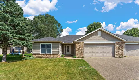 1825 Windmill Dr, Baldwin, WI 54002
