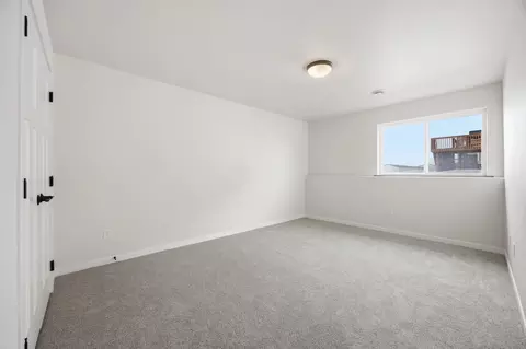 Bedroom - 114 18th St SE, Barnesville, MN 56514 photo 5 of 10