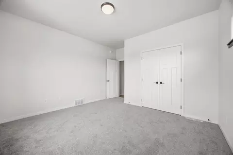 Bedroom - 114 18th St SE, Barnesville, MN 56514 photo 4 of 10