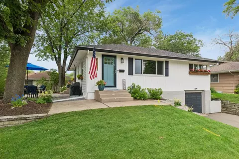 1660 Melrose Ave, Saint Louis Park, MN 55426