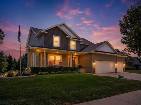 1631 Sparrow Rd, Waconia, MN 55387
