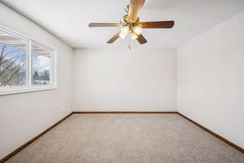 Bedroom - 7050 Pioneer Trl, Greenfield, MN 55357 photo 1 of 6