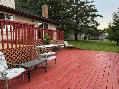 Exterior - 7050 Pioneer Trl, Greenfield, MN 55357 photo 4 of 9