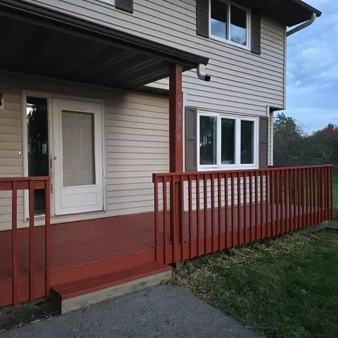 Exterior - 7050 Pioneer Trl, Greenfield, MN 55357 photo 2 of 9