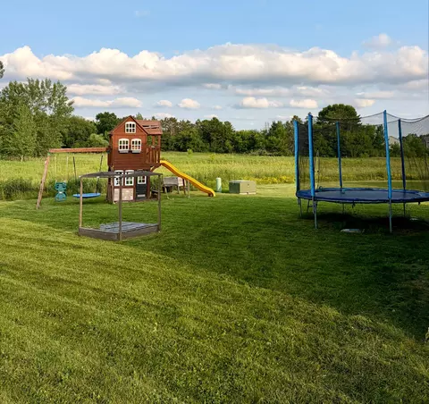 Exterior - 404 Cardinal St, Mora, MN 55051 photo 5 of 6