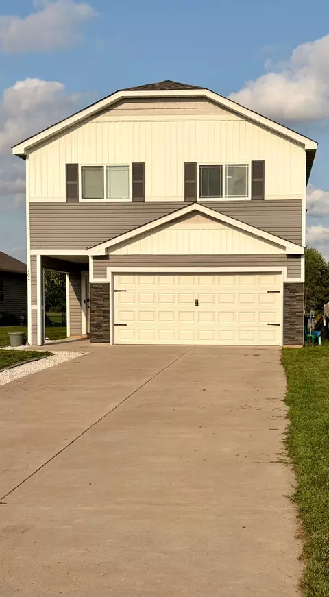 Exterior - 404 Cardinal St, Mora, MN 55051 photo 2 of 6
