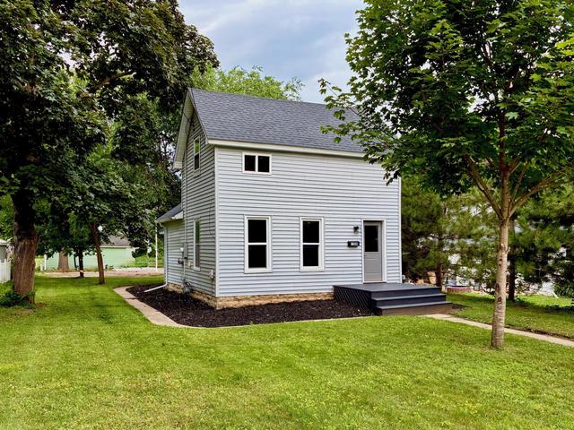 1308 Norwood St, Red Wing, MN 55066