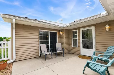 Exterior - 2102 Oak Tree Ln #A, Austin, MN 55912 photo 2 of 6