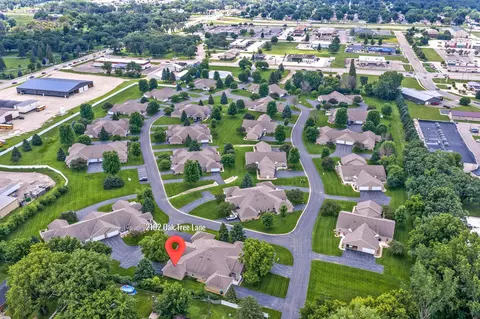 View/Area - 2102 Oak Tree Ln #A, Austin, MN 55912 photo 3 of 9