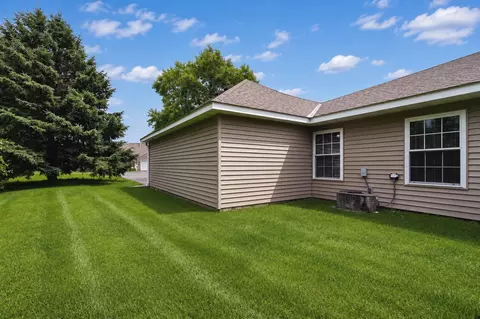 Exterior - 2102 Oak Tree Ln #A, Austin, MN 55912 photo 3 of 6