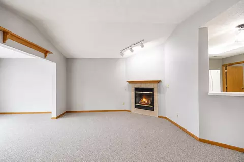 Living - 2102 Oak Tree Ln #A, Austin, MN 55912 photo 4 of 4