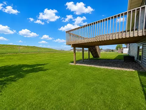 Exterior - 906 7th Ave, Wanamingo, MN 55983 photo 11 of 11