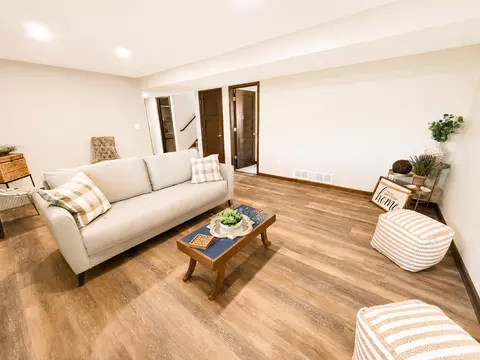 Living - 906 7th Ave, Wanamingo, MN 55983 photo 3 of 5
