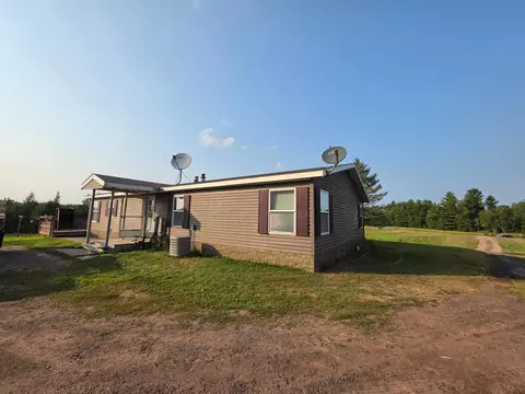 Exterior - 68611 Fleming Rd, Bruno, MN 55712 photo 9 of 10