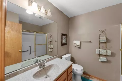 Bath - 5867 Bartlett Blvd, Mound, MN 55364 photo 1 of 5