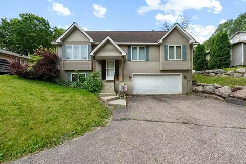 5867 Bartlett Blvd, Mound, MN 55364