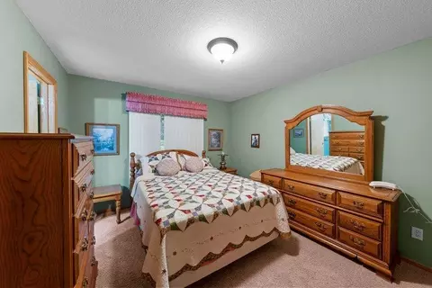 Bedroom - 5867 Bartlett Blvd, Mound, MN 55364 photo 3 of 6