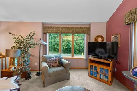 Living - 5867 Bartlett Blvd, Mound, MN 55364 photo 2 of 4