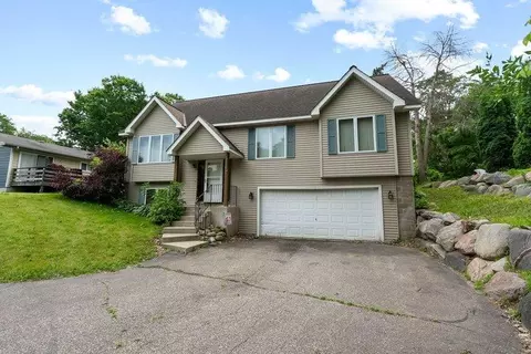 Exterior - 5867 Bartlett Blvd, Mound, MN 55364 photo 2 of 9