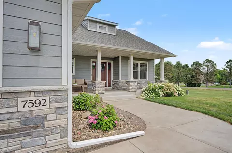 7592 255th St, Wyoming, MN 55092