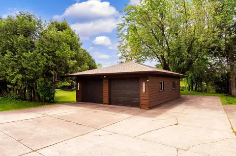 Exterior - 5506 W Arrowhead Rd, Hermantown, MN 55811 photo 8 of 11