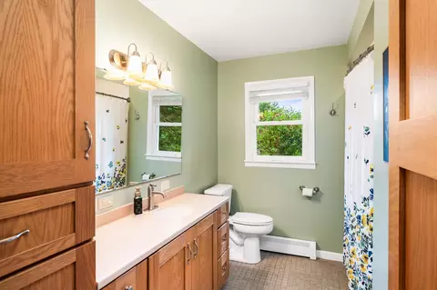 Bath - 5506 W Arrowhead Rd, Hermantown, MN 55811 photo 1 of 2