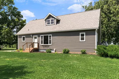 22341 570th Ave, Austin, MN 55912