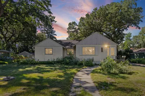 5647 Wood Ln, Saint Louis Park, MN 55436