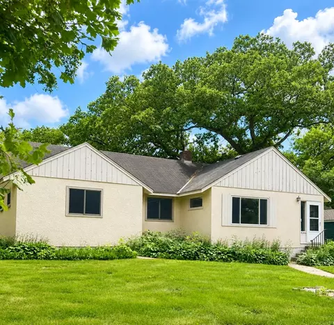 5647 Wood Ln, Saint Louis Park, MN 55436