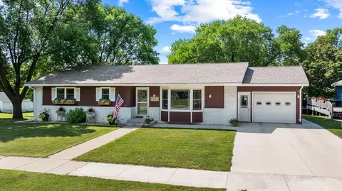 409 N Monroe St, Minneota, MN 56264
