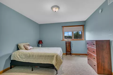 Bedroom - 2165 Mill Pond Dr, Saint Cloud, MN 56303 photo 3 of 6