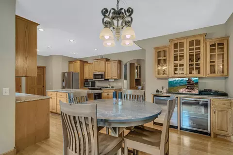 Dining - 2165 Mill Pond Dr, Saint Cloud, MN 56303 photo 2 of 3