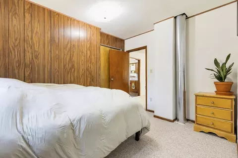 Bedroom - 418 N Hubert St, Ivanhoe, MN 56142 photo 2 of 6