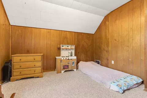 Bedroom - 418 N Hubert St, Ivanhoe, MN 56142 photo 4 of 6