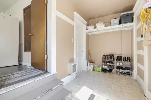 Entry Way - 418 N Hubert St, Ivanhoe, MN 56142 photo 4 of 5
