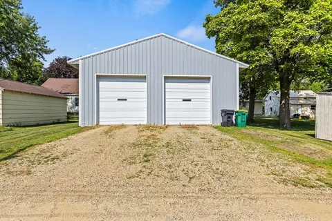 Exterior - 418 N Hubert St, Ivanhoe, MN 56142 photo 4 of 4