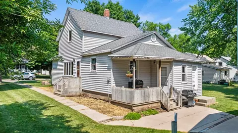 Exterior - 418 N Hubert St, Ivanhoe, MN 56142 photo 3 of 4
