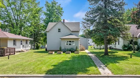 Exterior - 418 N Hubert St, Ivanhoe, MN 56142 photo 2 of 4