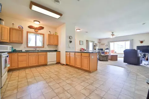 Kitchen - 34564 141st Ave, Eagle Bend, MN 56446 photo 3 of 6