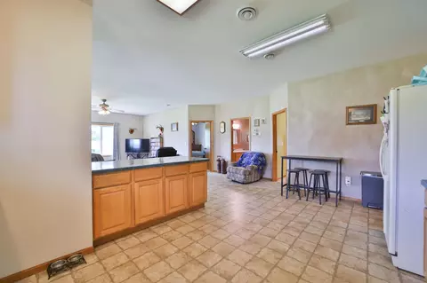 Kitchen - 34564 141st Ave, Eagle Bend, MN 56446 photo 4 of 6