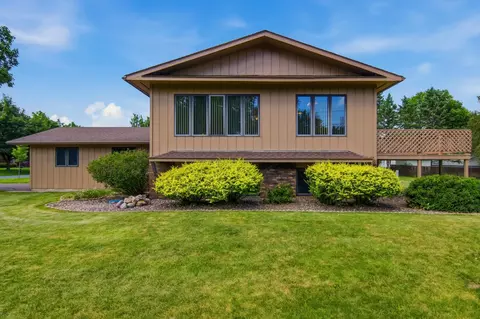 2003 4th Ave N, Menomonie, WI 54751