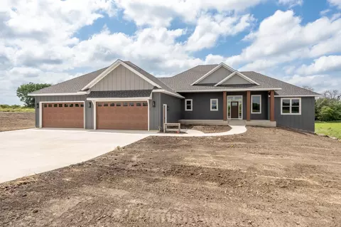 19758 Jennady Ave, Jordan, MN 55352