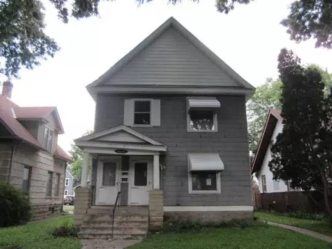 1535 Adams St NE, Minneapolis, MN 55413