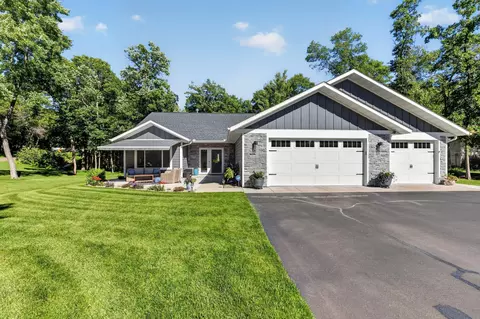 8296 Eagle Ln, Pequot Lakes, MN 56472