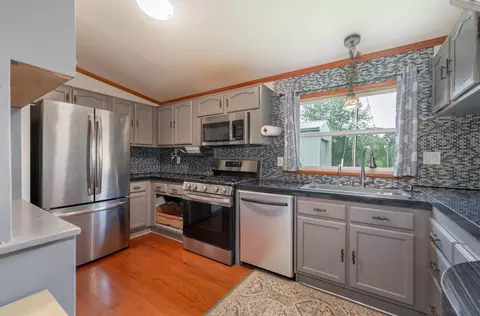 Kitchen - 57450 State Highway 38, Bigfork, MN 56628 photo 2 of 4