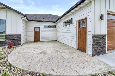 215 Emma Ct, Mapleton, ND 58059 photo 37