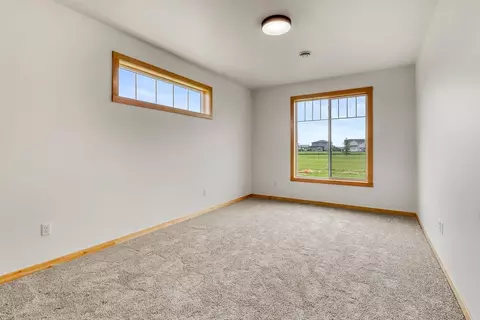 215 Emma Ct, Mapleton, ND 58059 photo 17